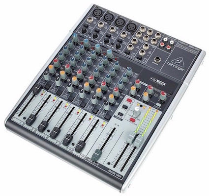 Behringer Xenyx 1204 